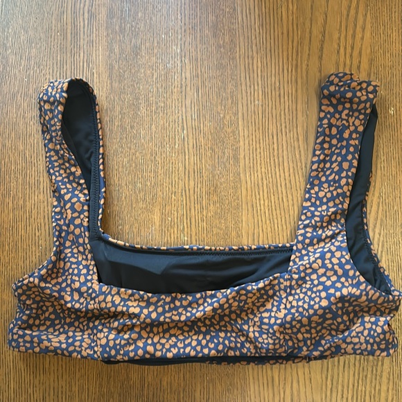 J. Crew squarneck bikini top “spot on” print - Picture 3 of 4